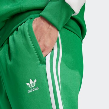 ADIDAS ORIGINALS Tapered Hose 'Adicolor Classics+ Sst' in Grün