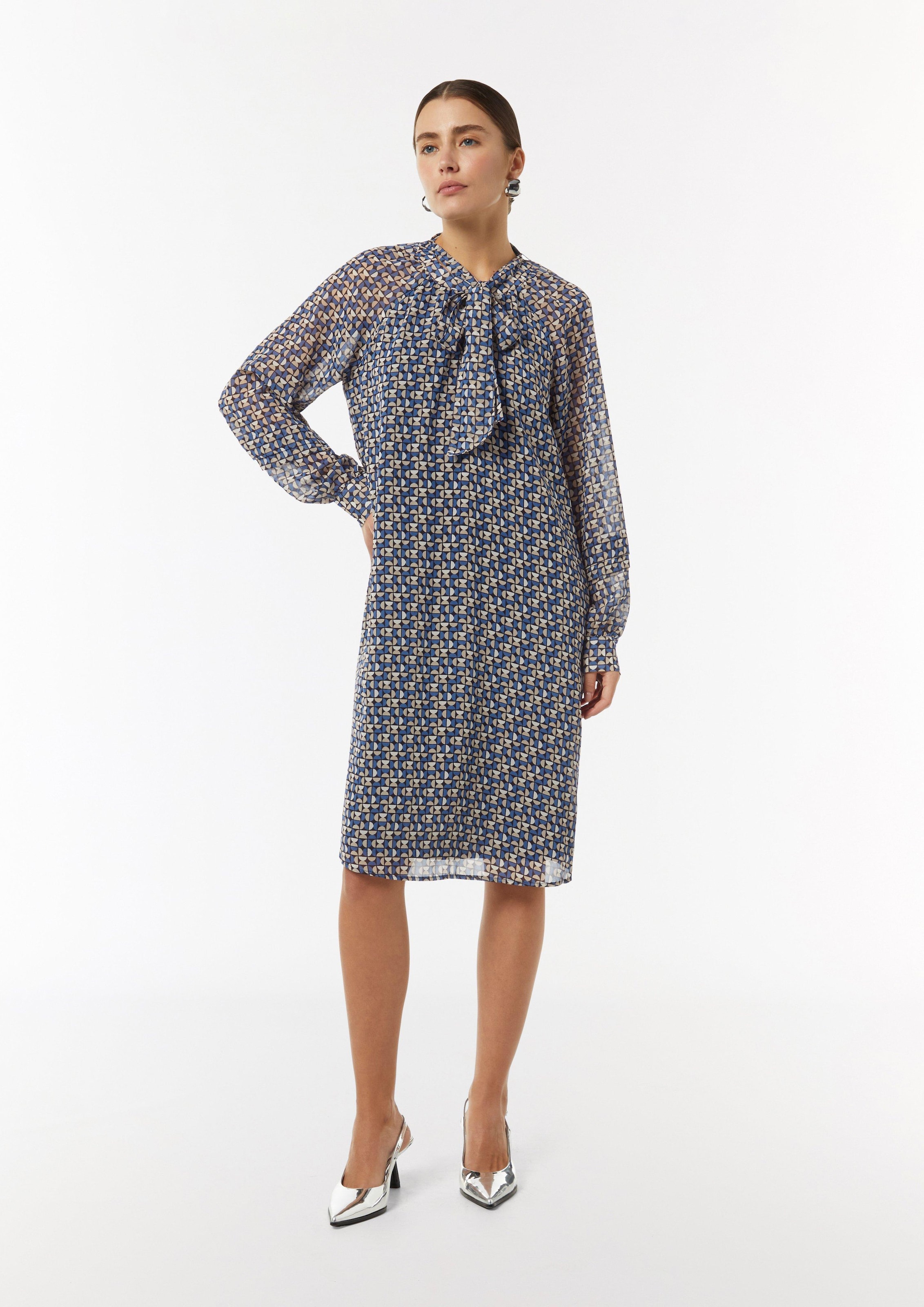 Comma Damen Midikleid Aus Weichem Interlockjersey – Mit Raffung, Langen Ärmeln & Rundhals, Slim Fit