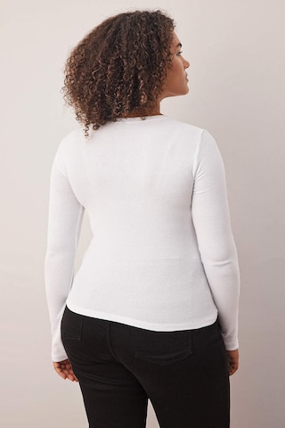 T-shirt Trendyol Curve en noir