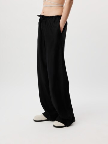 LeGer by Lena Gercke Wide Leg Housut 'Effie' värissä musta
