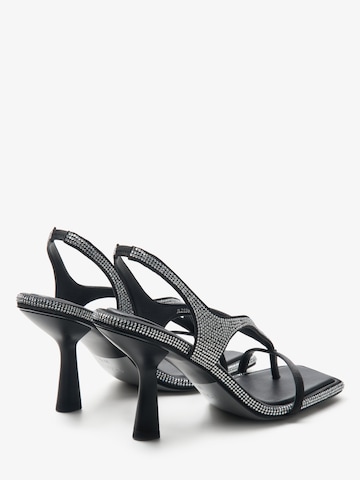 Sandalo '2238-11' di Estro in nero