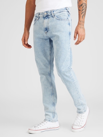 Tommy Jeans Regularen Kavbojke 'SCANTON' | modra barva: sprednja stran
