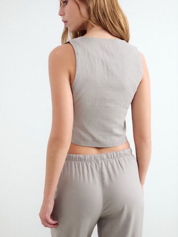 BALMOHK Pukuliivi värissä harmaa