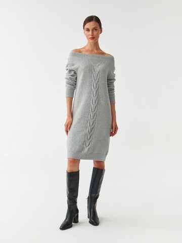 TATUUM Трикотажное платье 'CABI' в Серый