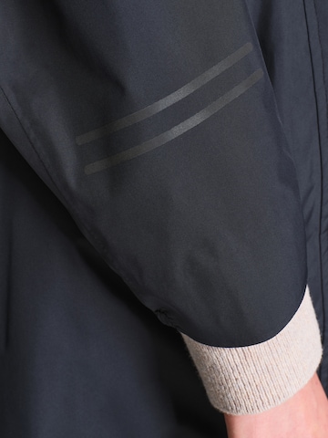 AIGLE Tussenparka in Blauw: zijkant