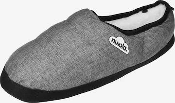 Nuvola. - Pantufa 'Marbled Chill' em cinzento: frente