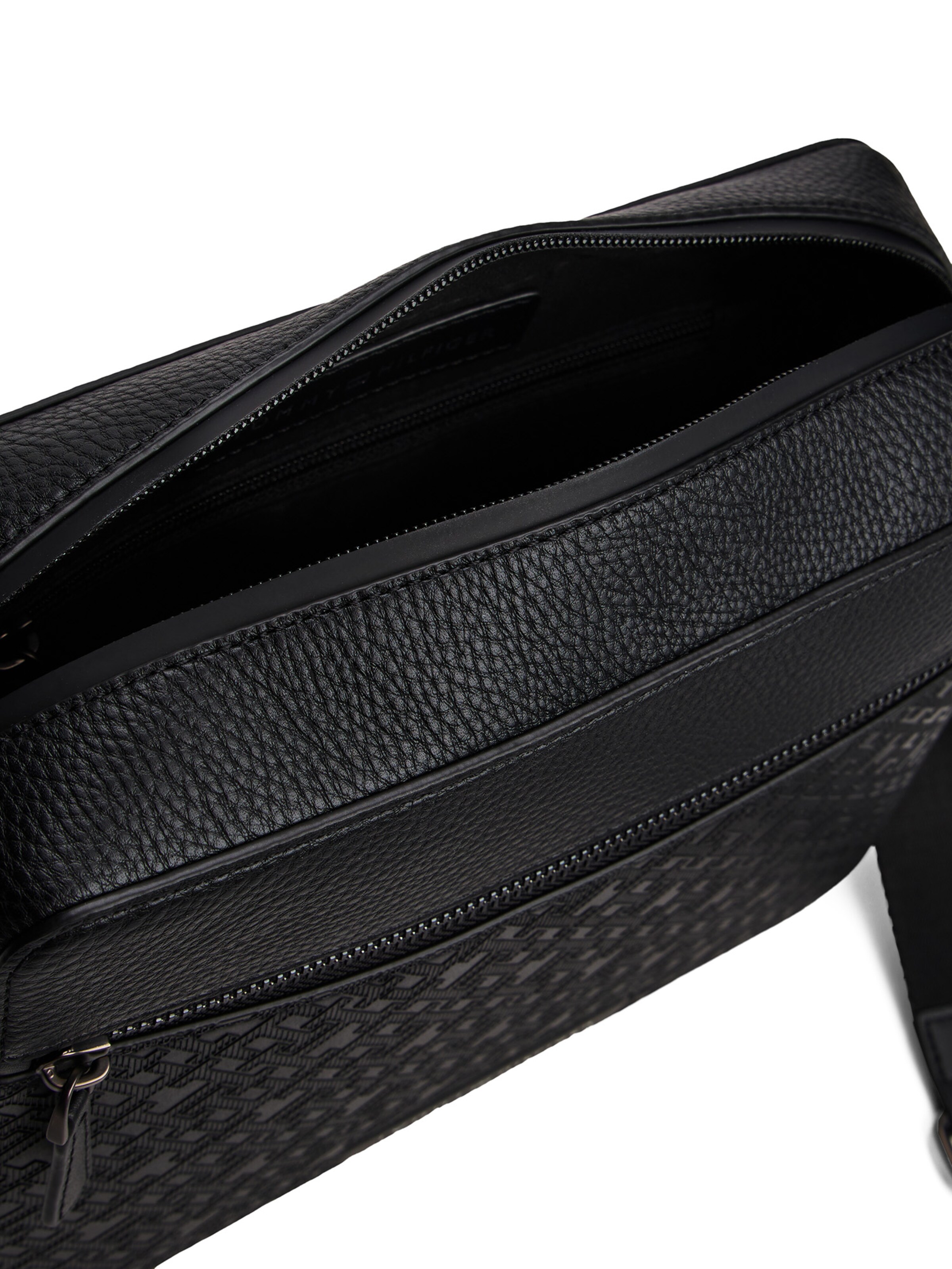 TOMMY HILFIGER Olkalaukku värissä musta