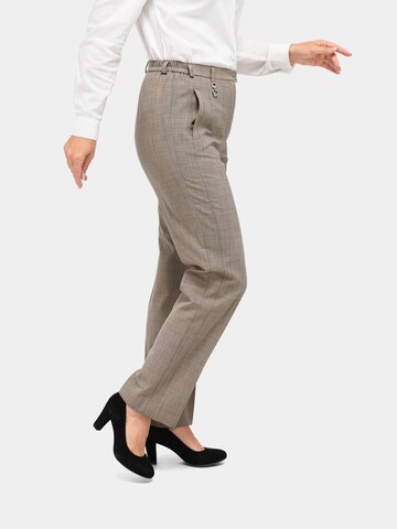 Goldner Regular Pleat-Front Pants in Beige