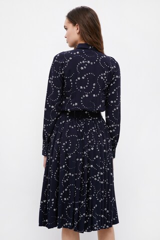 Finn Flare Jurk 'Plissee' in Blauw