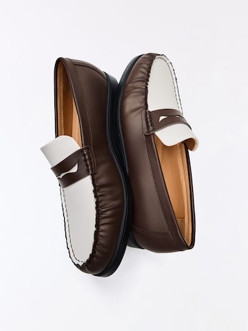 Bershka Slipper – hnědá