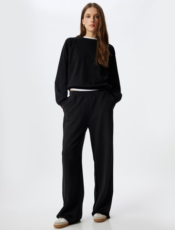 Koton Sweatshirt in Schwarz