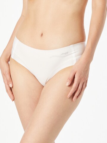 SLOGGI Boyshorts 'ZERO Feel' in White: front