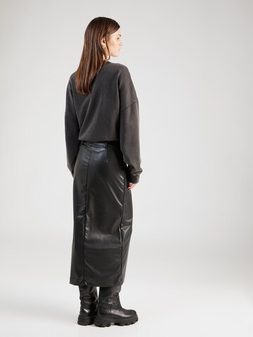 Monki Skirt in Black