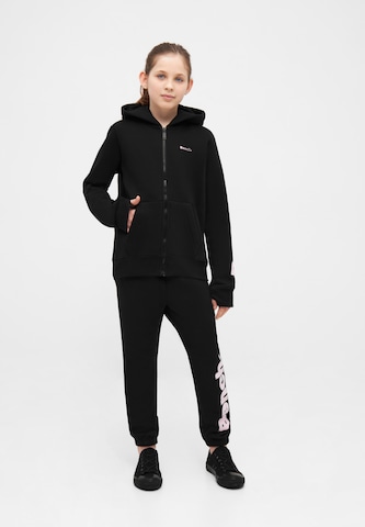 BENCH Sweatsuit in Black: front