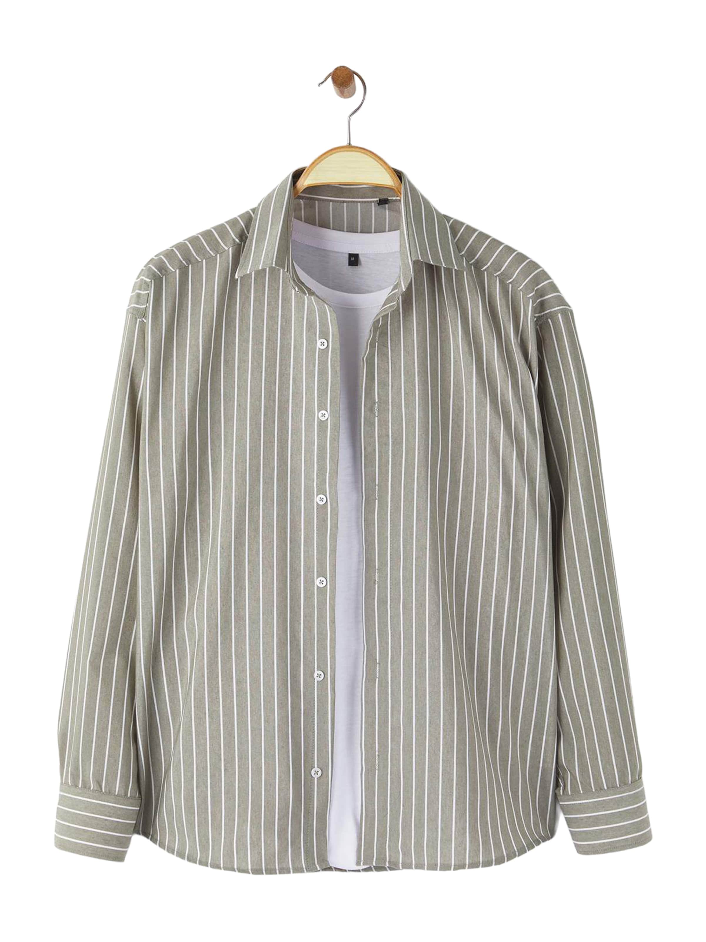 Trendyol Chemise en S en olive / blanc, Vue avec produit
