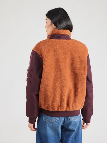 Iriedaily - Chaqueta de entretiempo 'Arctik' en rojo