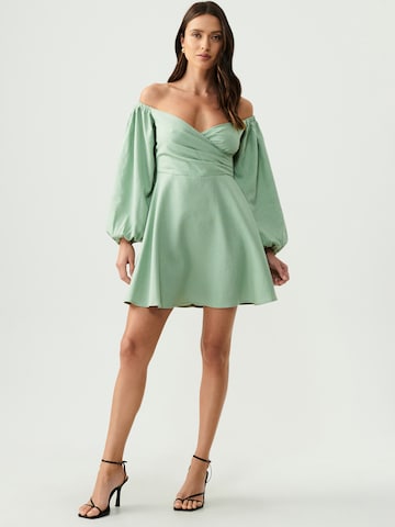 Sável Φόρεμα 'LEWIS' σε πράσινο
