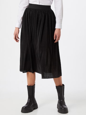 VILA Skirt 'BLAMIA' in Black: front