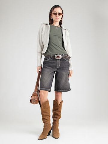 WEEKDAY T-shirt i grön