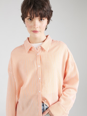 A-VIEW Blouse in Orange