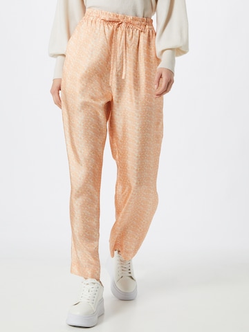 NUÉ NOTES Loosefit Broek 'CAROLA' in Beige: voorkant