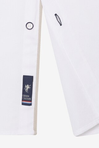 DENIM CULTURE - Ajuste regular Camisa 'AURIENNE' en blanco