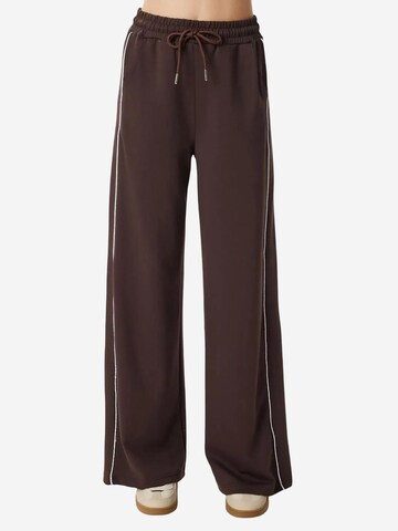 Happiness İstanbul Skinny Sporthose 'Jogginghose'‌‌‌‌‌‌‌‌‌‌ in Braun