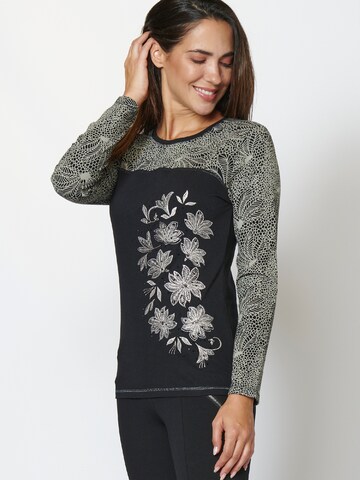 KOROSHI Shirt in Schwarz: Vorderseite