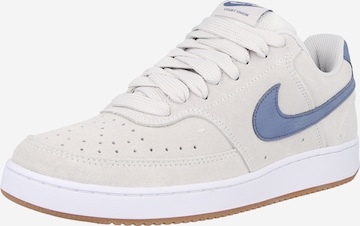 Nike Sportswear - Sapatilhas baixas 'Court Vision' em cinzento: frente