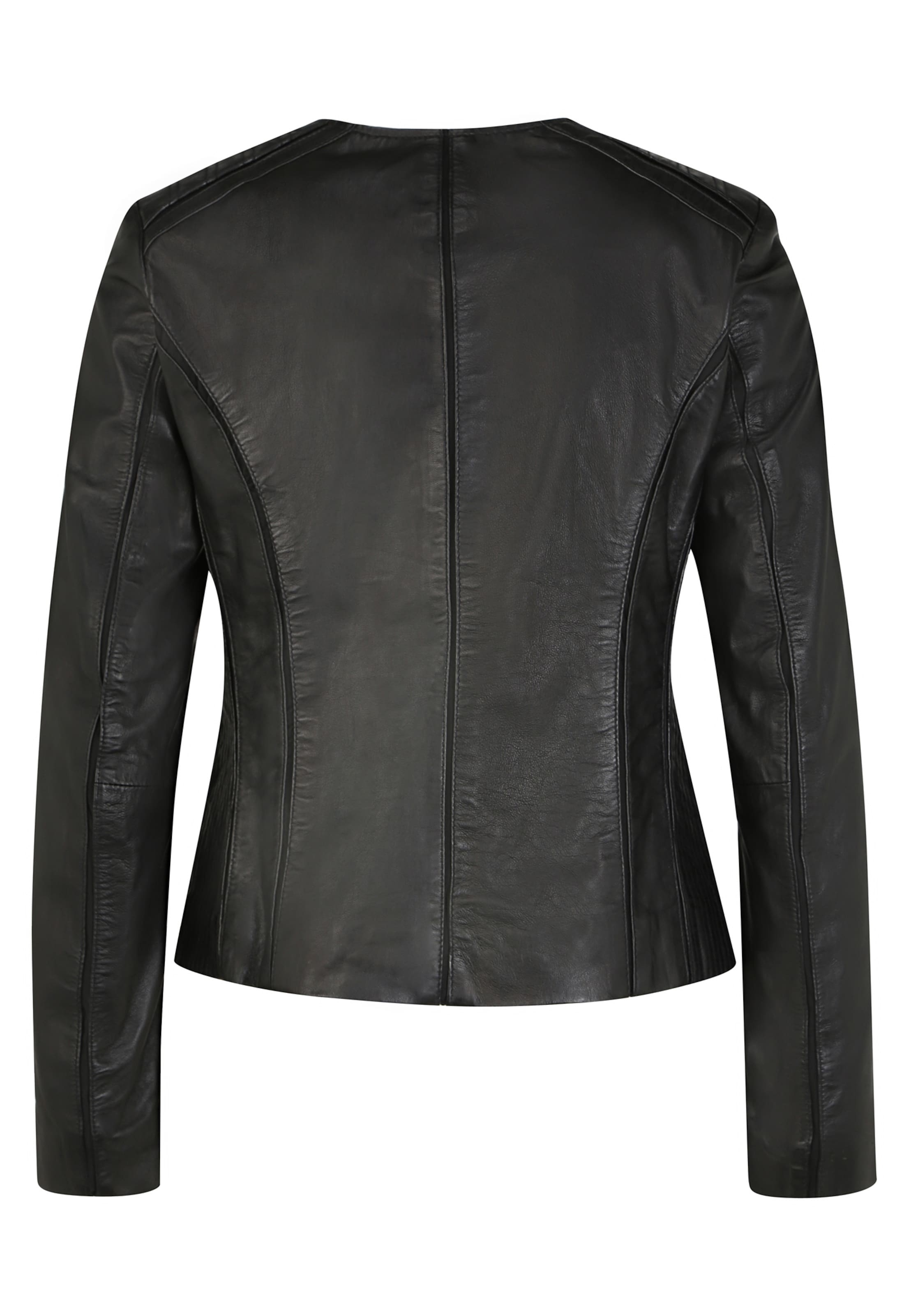 7ELEVEN Between-Season Jacket in Black