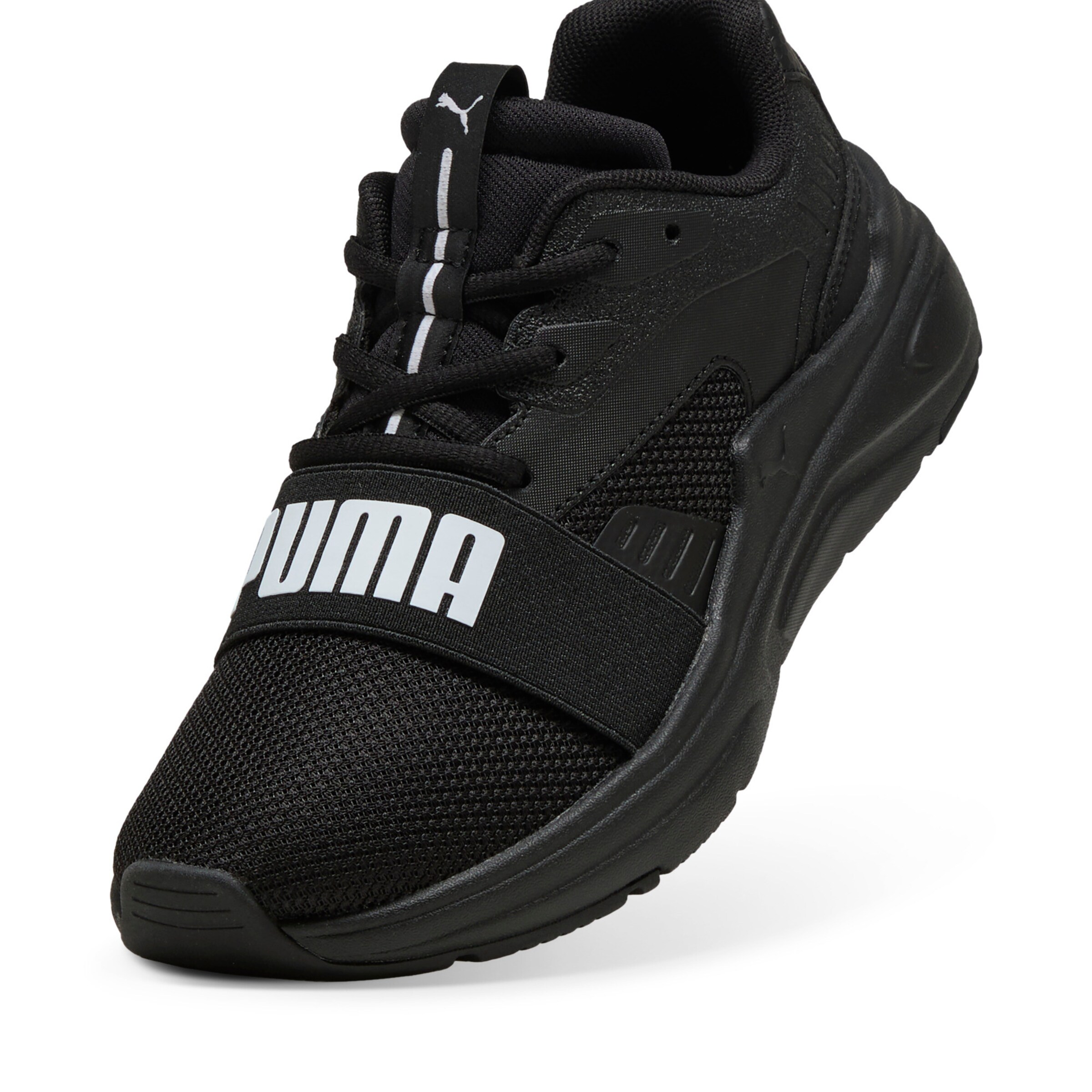 PUMA Sneakers in Black