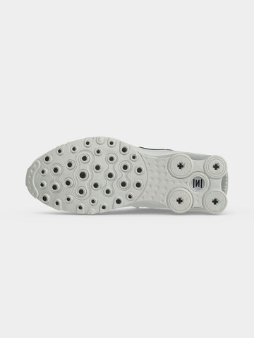 Baskets basses 'SHOX NZ' Nike Sportswear en gris