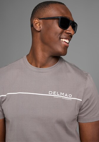 DELMAO T-Shirt 'DELMAO ' in Grau