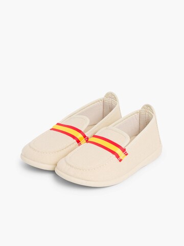 Chaussure basse Pisamonas en beige