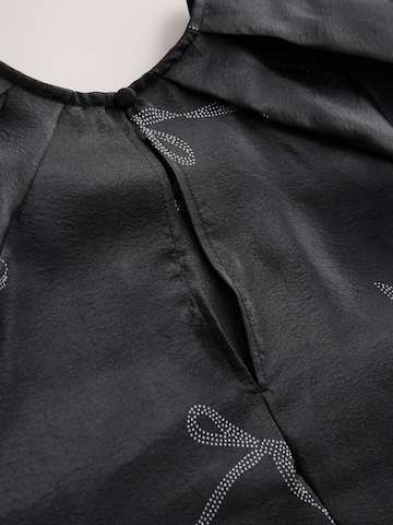 Next Bluse in Schwarz