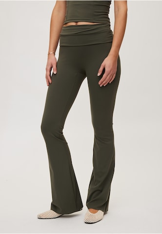 rethinkit studios Flared Leggings 'All Day' in Grau
