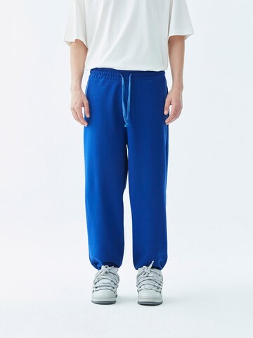 VAMOS CLO Regular Broek 'Killeen' in Blauw: voorkant