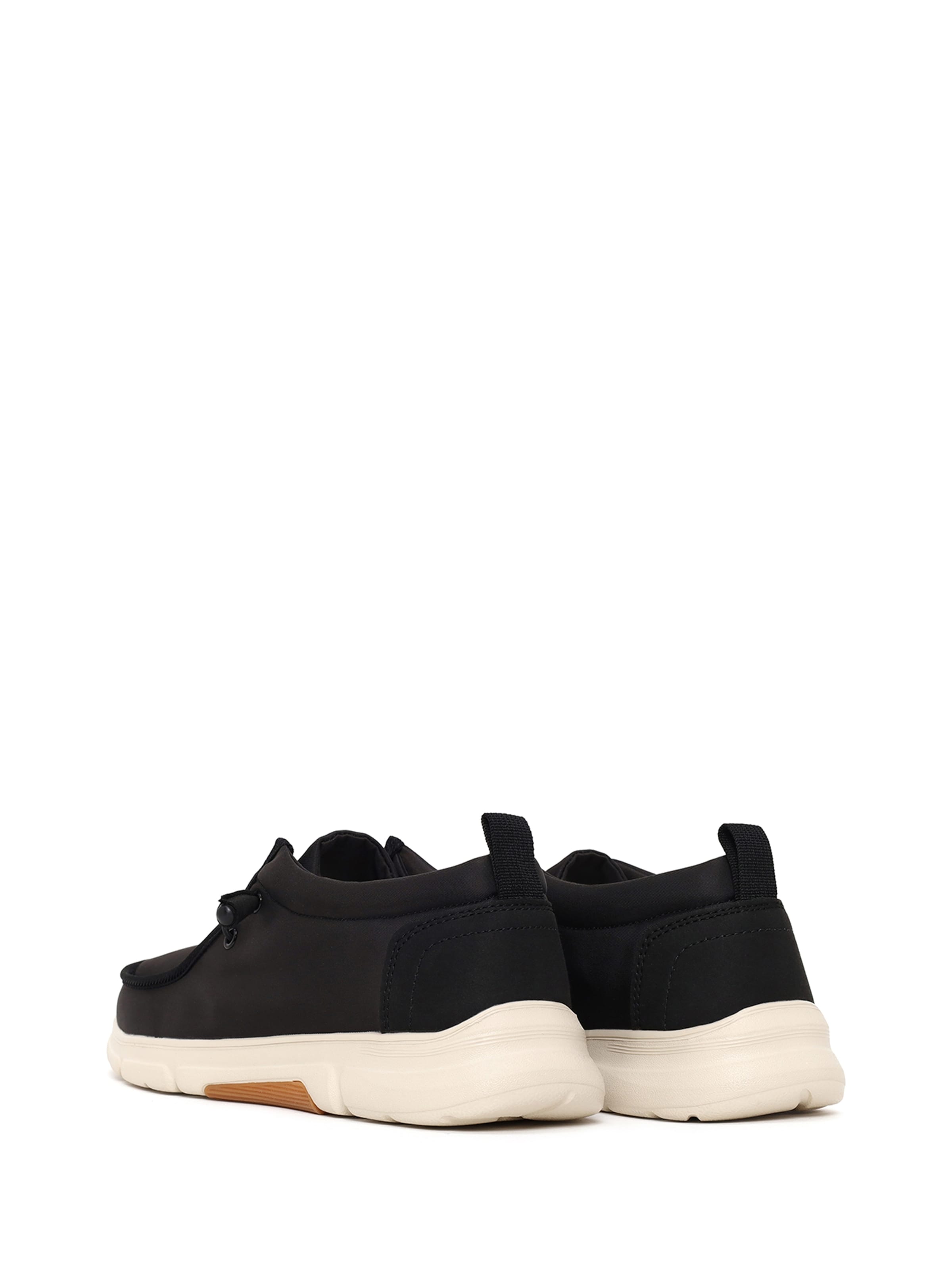 Derimod Moccasin in Black