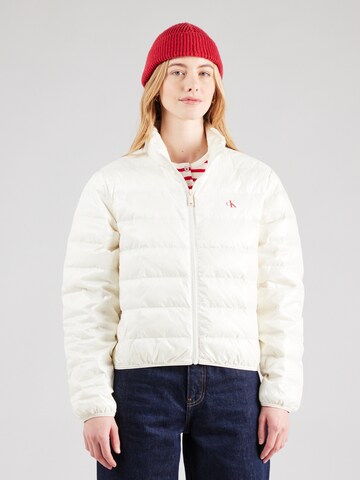 Giacca invernale di Calvin Klein Jeans in bianco: frontale