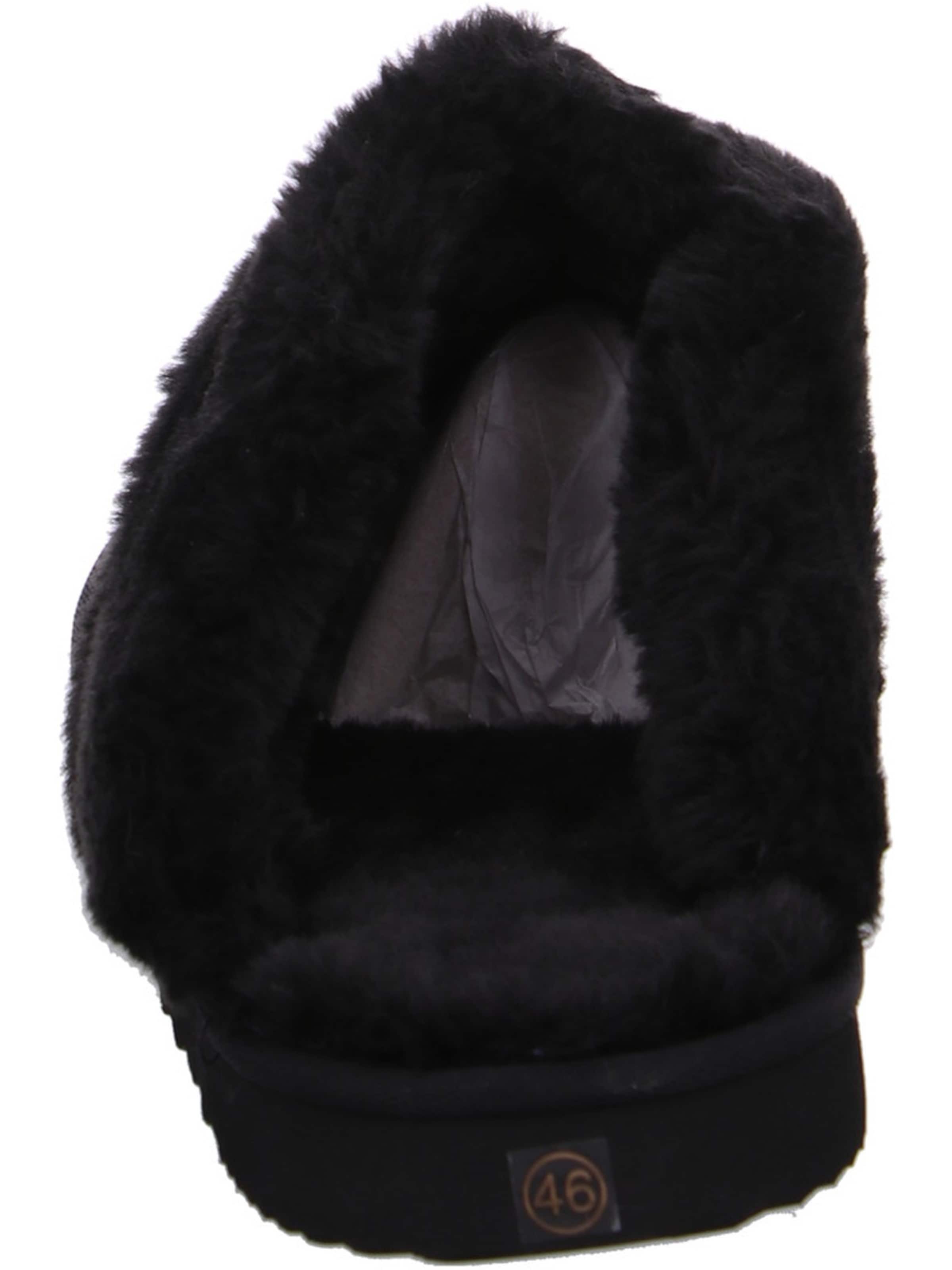 OOG Slippers in Black