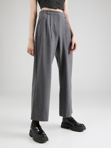 Loosefit Pantalon à pince 'SLOANE' Abercrombie & Fitch en gris