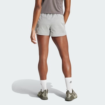 ADIDAS PERFORMANCE Loosefit Sportshorts 'Pacer' in Grau
