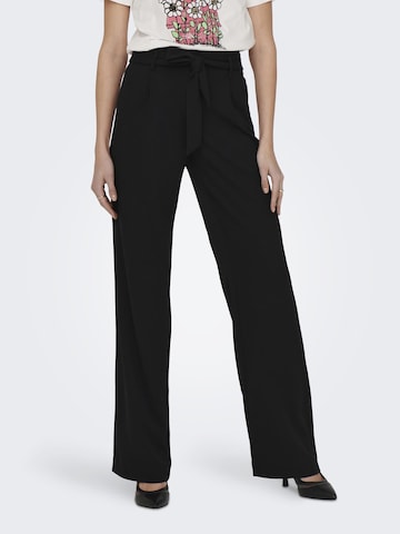 ONLY Regular Pleat-front trousers in Black: front