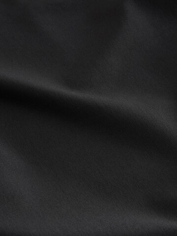 Tricou de la Next pe negru