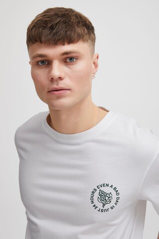 !Solid - Camisa 'Gekko' em branco