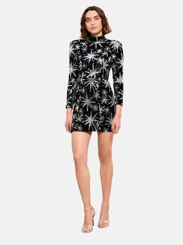 Lipsy Dress in Black: front