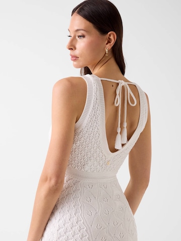 GUESS Kleid in Weiß