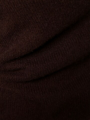 Brookshire Sweater in Brown