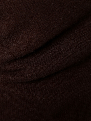 Brookshire Sweater in Brown