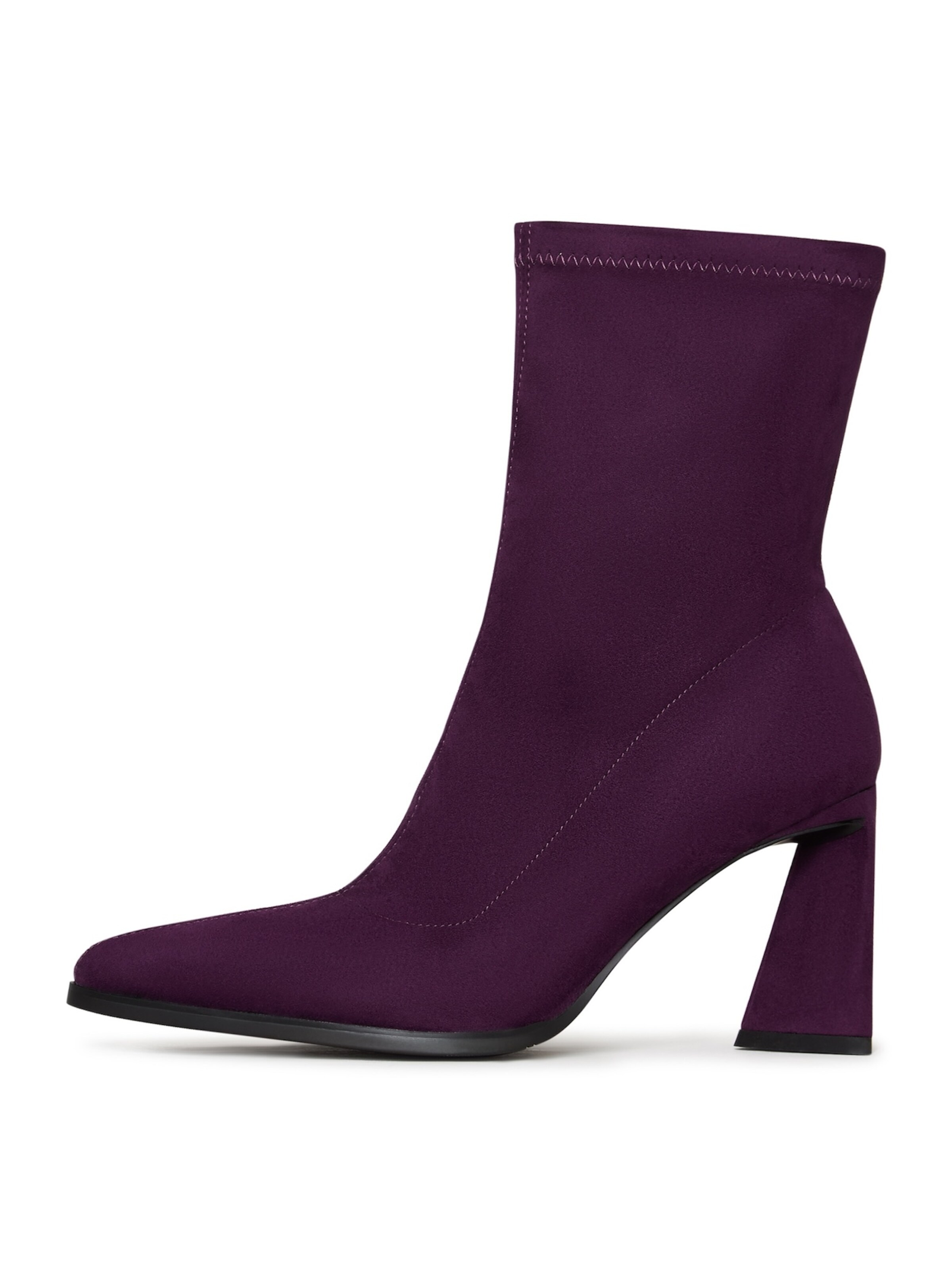 CESARE GASPARI Ankle Boots in Purple: front